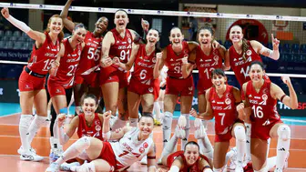 Aras Kargo'nun voleybol sezonu açılışında anlamlı destek