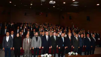 Vezirköprü'de gurur günü: Türkiye birincisi din görevlisine özel onur