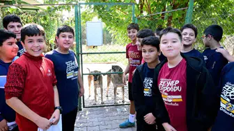 Minik öğrencilerin can dostlarıyla buluşması: Çukurova'da merhamet dersi