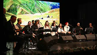Erzurum'da Anadolu'nun kadim sesi yankılandı: Yayla Türküleri gecesi