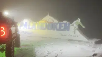 Erzurum'da kışın ayak sesleri: Palandöken'in zirvesi beyaza büründü