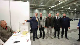 Konya Ticaret Odası'nda Selçuk Öztürk dönemi güven tazeledi