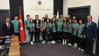 Samsun'un Gurur Tablosu: Gaziantep'ten Üç Kupayla Döndüler