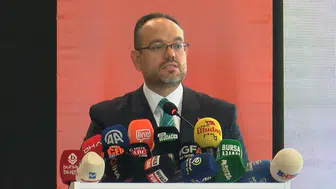 Dijital çağın yeni tehlikesi: Yapay zeka algoritmaları gerçeği büküyor mu?