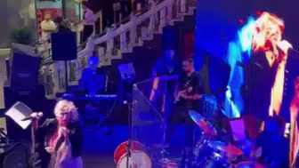 Diyarbakır'da yarım kalan o gece için müjdeli haber: Niran Ünsal sahneye geri dönüyor