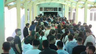 Sınav kapısında küpe krizi: Sivas'ta KPSS heyecanı gergin anlara sahne oldu