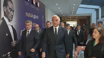 Atatürk'ün mirası dijital çağda yeniden hayat buluyor: Nutuk artık 8 dilde ve engelsiz erişimde