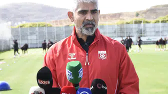 Sivasspor'da beklenmedik veda: İsmet Taşdemir'den örnek davranış