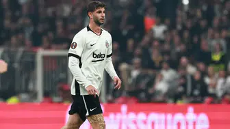 Beşiktaş'ta şanssız gece: İlk 11 heyecanı kırıkla noktalandı