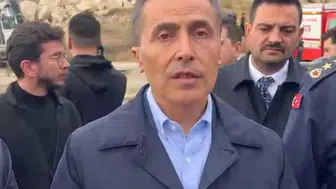 Kapadokya'da turistik gezi faciayla bitti: Peribacasından kopan kayalar can aldı