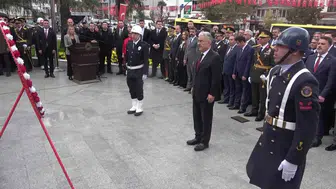 Bursa'da Cumhuriyet coşkusu Heykel'de başladı: 103. yıl gururu