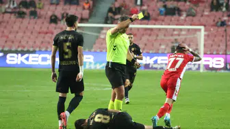 Samsunspor'da hakem isyanı: Sahada adalet değil kaos vardı