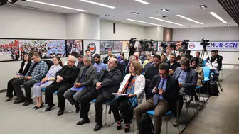 Okullarda otorite krizi: Öğretmenlerin büyük çoğunluğu mesleki saygınlığın eridiğini düşünüyor
