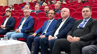 Hayrabolu'da Manevi İklim: Peygamber Efendimizin Ahlakı Konuşuldu