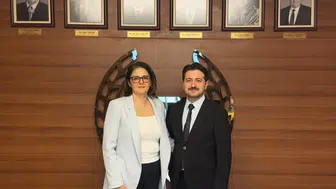 Karabük Barosu'nda yeni dönem: Avukat Sibel Şirin koltuğu devraldı