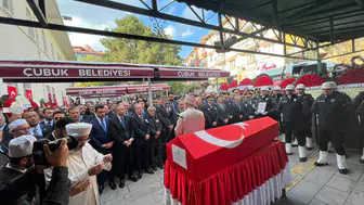 Ankara'da hüzünlü veda: Şehit polis Ahmet Türkoğlu son yolculuğuna uğurlandı