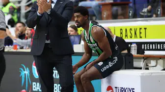 Denizli'de tarihi gece: Avrupa sahnesinde ilk zaferin coşkusu yaşandı