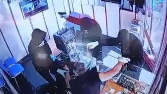 Gaziantep'te kuyumcuya şok baskın: Saniyeler içinde milyonluk vurgun