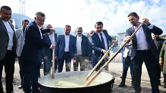 Hamamlıkızık'ta asırlık dua sofrası: Kestane hasadının bereketi bu kazanlarda kaynıyor