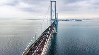 Dev köprüde tarihi buluşma: Cumhuriyet coşkusu 6 bin 500 adımla zirveye taşındı