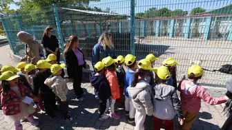 Minik kalplerden patili dostlara anlamlı ziyaret: Şanslı Patiler'de unutulmaz gün