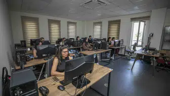 Mersin'de dijital dönüşüm rüzgarı: İş dünyasının kapıları bu merkezle açılıyor
