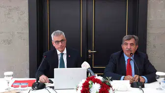 Genç nesil sigara kıskacında: Bakan Memişoğlu'ndan çarpıcı veriler