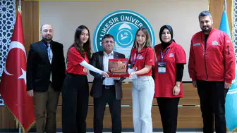 Geleneksel mimari TEKNOFEST sahnesinde hayat buldu: Balıkesirli öğrencilerden büyük başarı