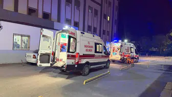 Kahta'da akşam saatlerinde dehşet anları: Motosiklet kazasında iki genç yaralandı
