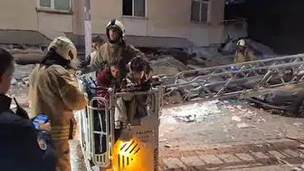 Maltepe'de korku dolu anlar: 6 katlı apartman yerle bir oldu