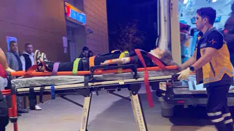 İnegöl'de sollama girişimi faciaya dönüştü: İki genç yaralandı