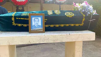 Aliağa'nın eski başkanı Ali Ayhan Bayrak'a veda: Siyaset dünyası ve sevenleri bir araya geldi