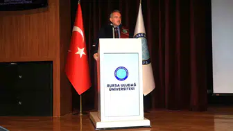 Bursa'da Geleceğin Hekimleri İçin İlk Adım: Beyaz Önlükler Gururla Giyildi