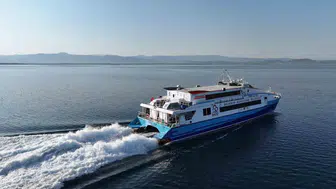 Akçay ile Midilli arasındaki deniz köprüsü sezonu başarıyla noktaladı