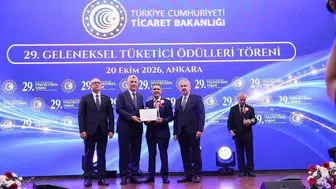Bursa'nın medya gururu Ankara'da taçlandı: Bakan Bolat'tan özel ödül