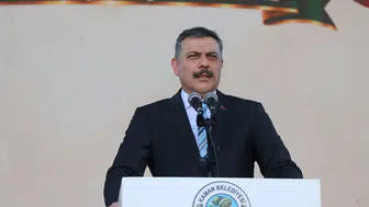 Dört yıl görev yaptığı topraklara bakan olarak döndü: Kaman’da duygusal buluşma