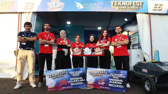 Düzce Üniversitesi'nden TEKNOFEST'te tarihi başarı: 5 farklı kategoride 5 ödül birden