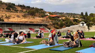 Güney Stadı'nda sıra dışı buluşma: Yoga ile zinde bir yaşam mesajı