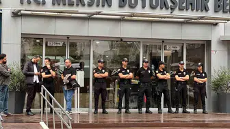 Mersin'de belediyelere şafak baskını: Başkanlar dahil 59 kişi gözaltında