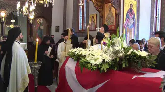 Felsefe dünyasının çınarı İoanna Kuçuradi veda etti: Son yolculuğunda Patriklik imzası
