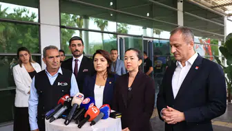 Mersin Büyükşehir Belediyesi'nde emanet nöbeti: Gülşah Yıldırım Genç görevi devraldı