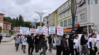 Bayburt sokaklarında kansere karşı dev adımlar: Erken teşhis hayat kurtarır mesajı verildi