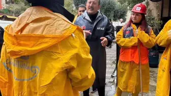 Sahada dev seferberlik: Selin izlerini silmek için 60 bini aşkın görevli ter döküyor