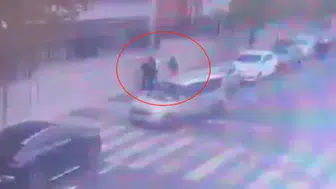 Kurtarılmayı beklerken kelepçeyi taktı: İşkence gördüğü konteynerden çıktı, nezarethaneye girdi