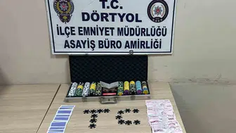 Dörtyol'daki baskında kumar masası suçüstü yakalandı