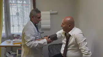 Dijital çağın dışında bir hekim: 37 yıldır Tutak'ın kalbinde