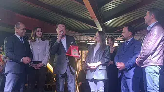 Saimbeyli’de 106 yıllık gurur: Meşalelerle aydınlanan geceye sürpriz doğum günü damgası