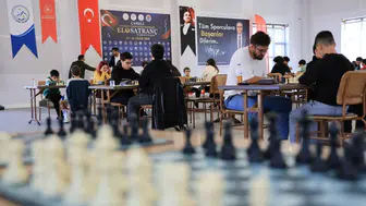 Çameli'de Cumhuriyet coşkusu hamlelere yansıdı: Satranç tutkunları şampiyonluk için masaya oturdu