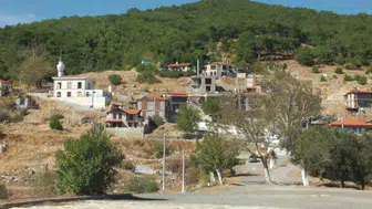 Kazdağları'nın Sessizliğe Gömülen Köyü Yeniden Doğdu: Terk Edilmişti, Şimdi Gözde Rota Oldu
