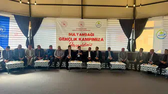 Sultandağı'nda yerel yönetimin emektarları bir araya geldi